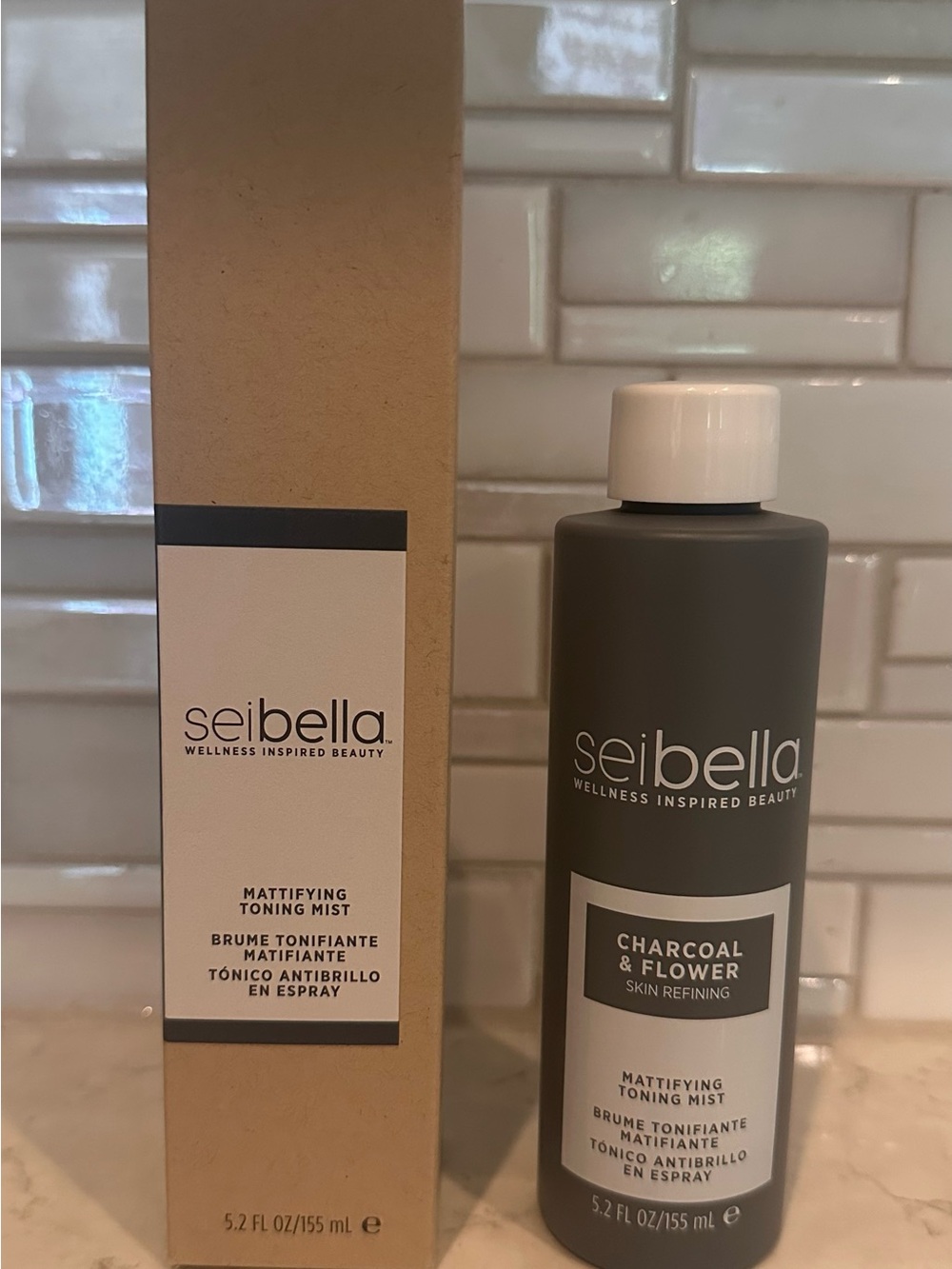 Seibella Charcoal & Flower Mattifying Toning Mist - New